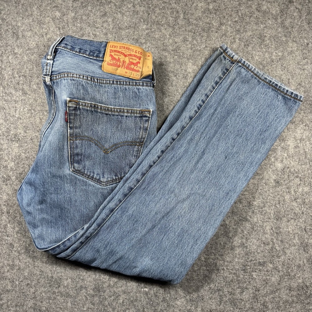 Vintage Levi's 501‎ Jeans Men's 33x29 Light Wash Distressed Button Fly S40196